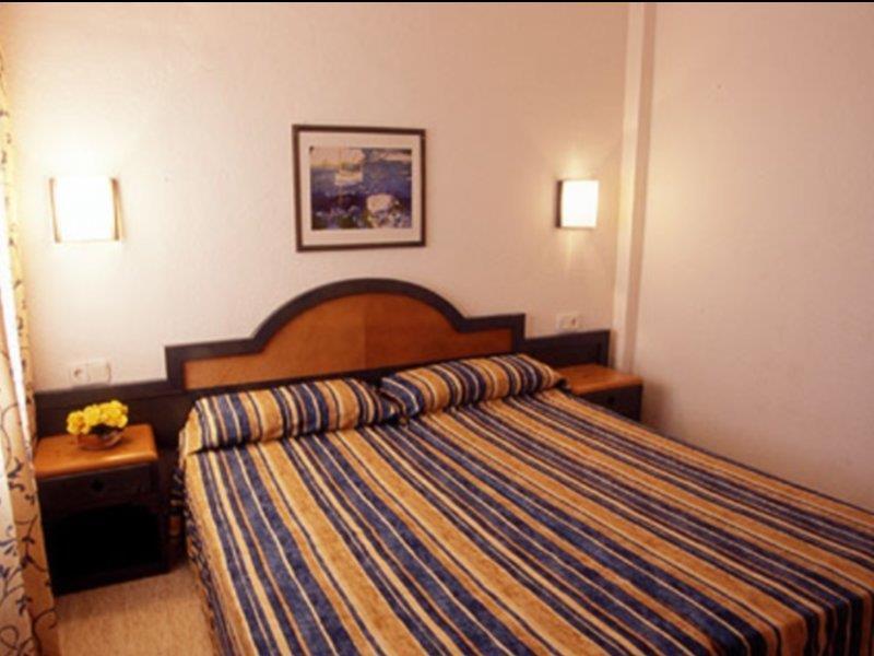 Apartamentos Blue Star (Adults Only) San Antonio  Kültér fotó