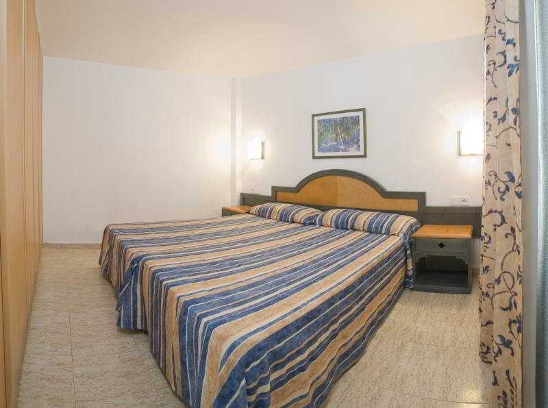 Apartamentos Blue Star (Adults Only) San Antonio  Szoba fotó